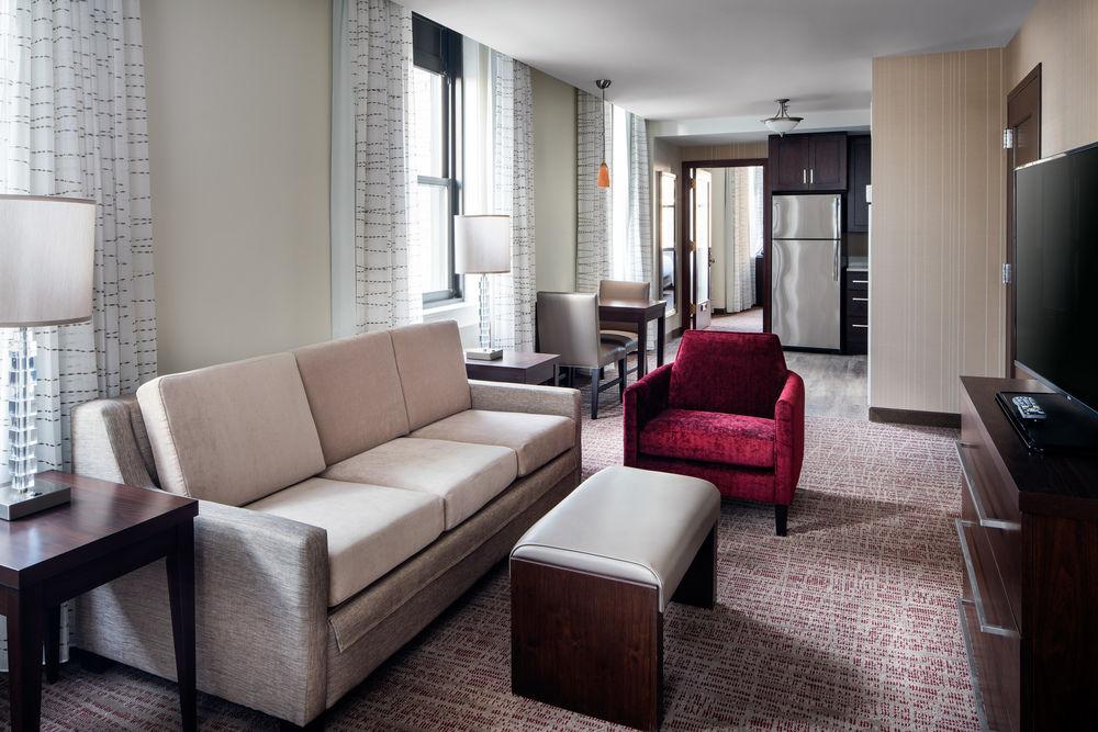 Residence Inn By Marriott Chicago Downtown/Loop Exterior photo