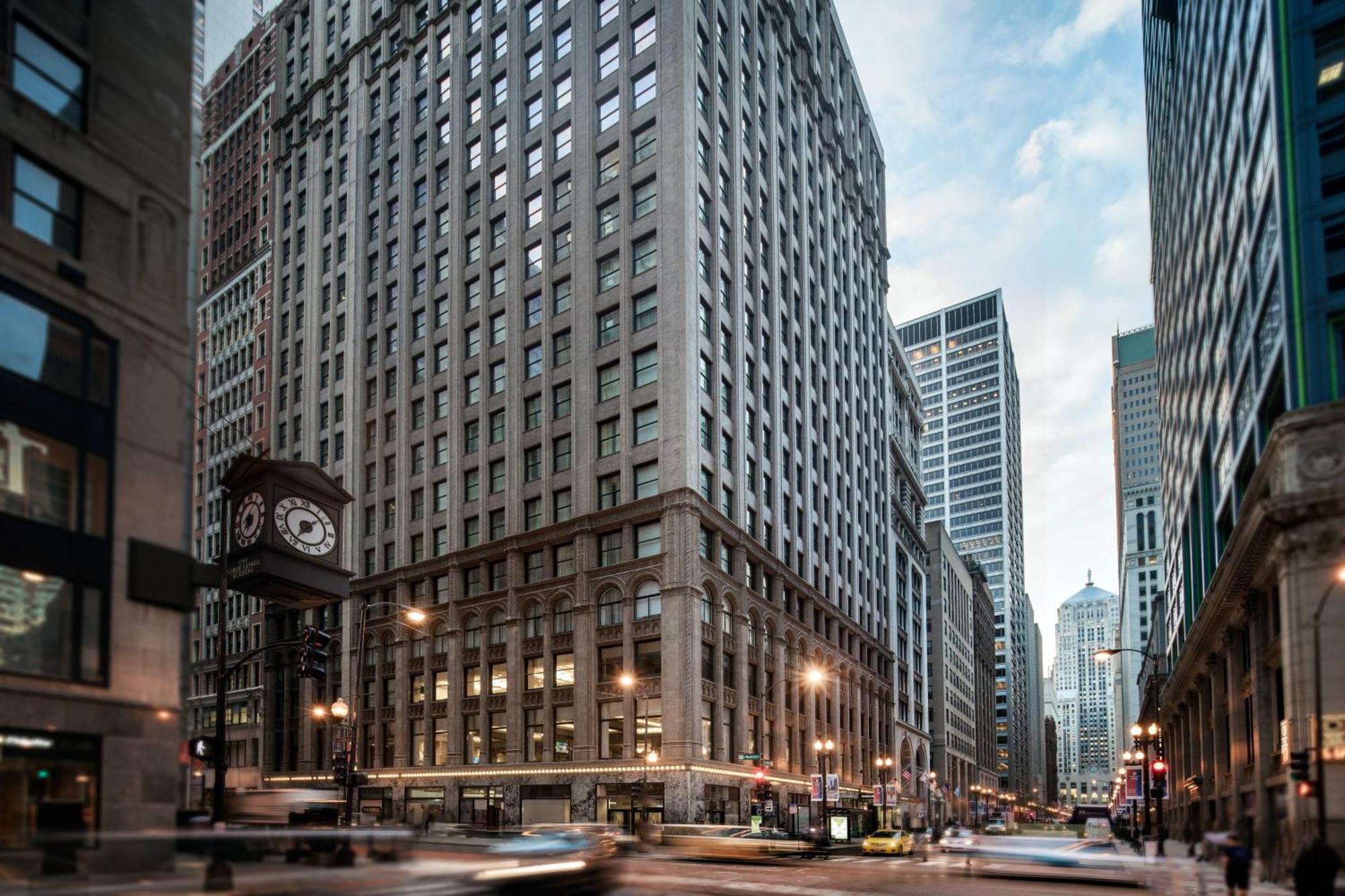 Residence Inn By Marriott Chicago Downtown/Loop Exterior photo