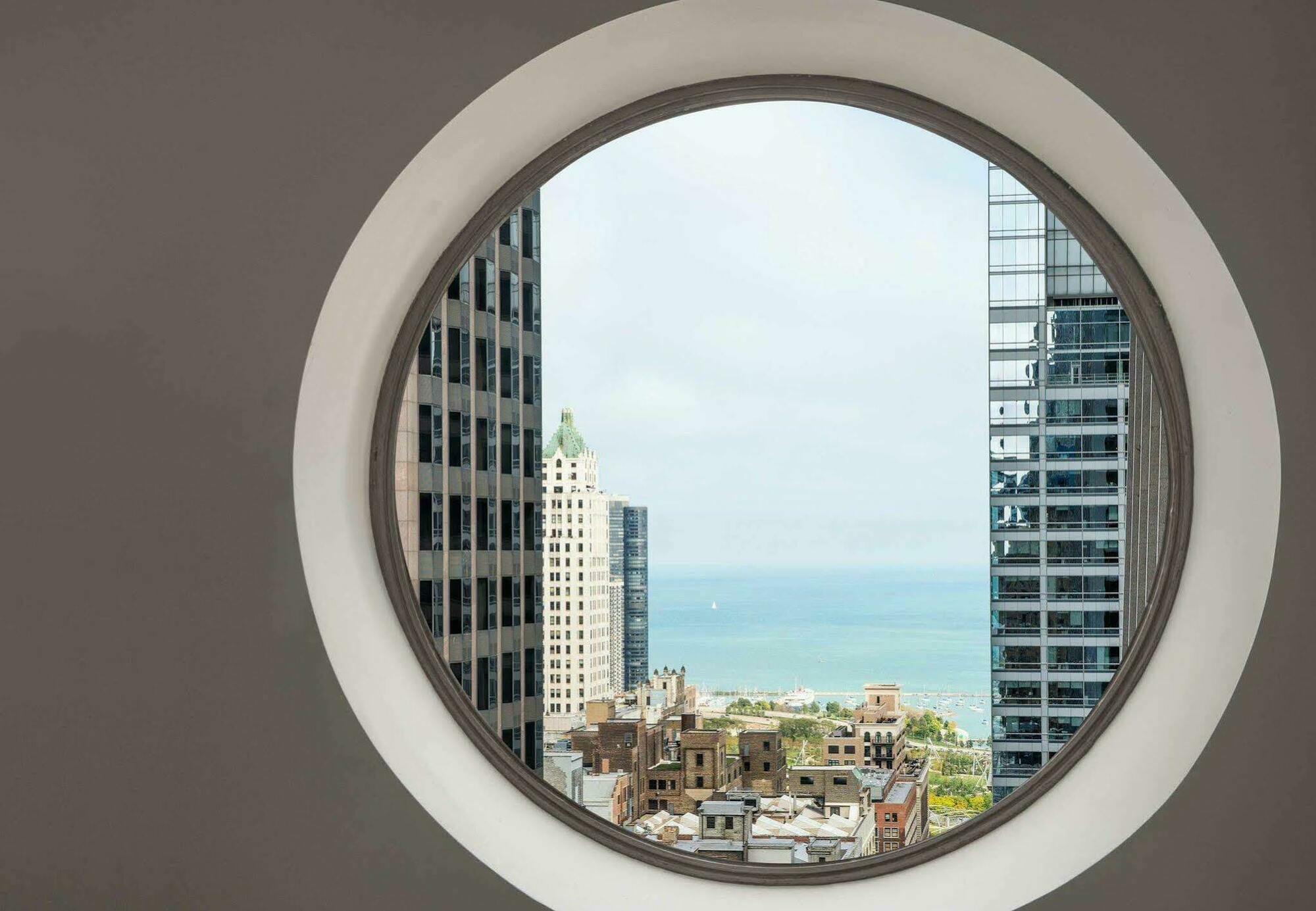 Residence Inn By Marriott Chicago Downtown/Loop Exterior photo